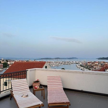 Apartman Lusy Tribunj  Luaran gambar
