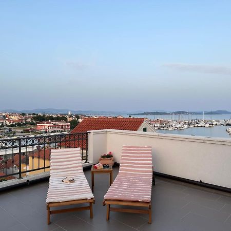Apartman Lusy Tribunj  Luaran gambar