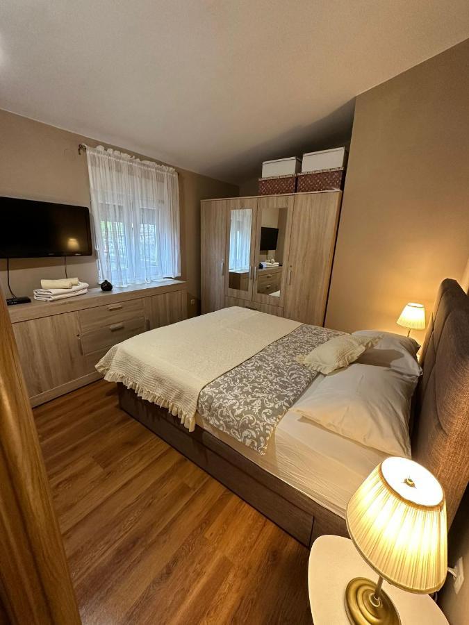 Apartman Lusy Tribunj  Luaran gambar